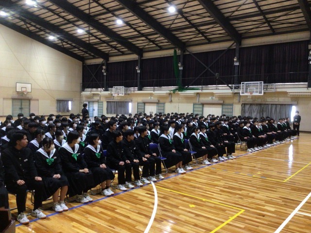 姿勢や眼差しで魅せる３年生