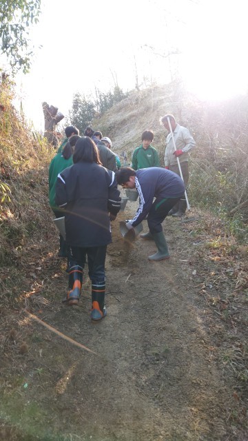 エッホ、エッホ運びます