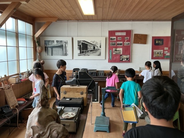 学校探検２