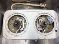 油でギトギトのガスコンロ