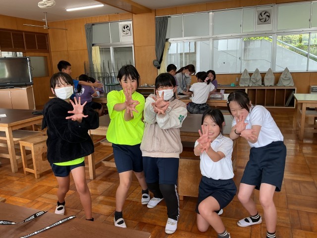 クイズのポーズかもしれない