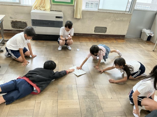 フレンドリー活動で遊んでいる様子