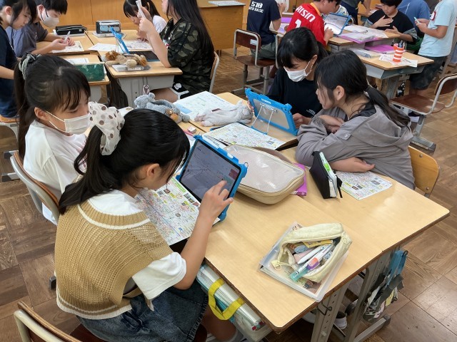 奈良の観光場所を調べている様子