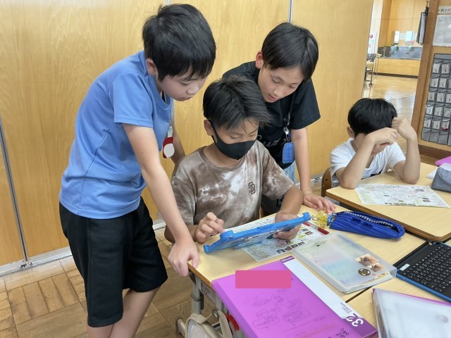 奈良散策のルート案を出している様子