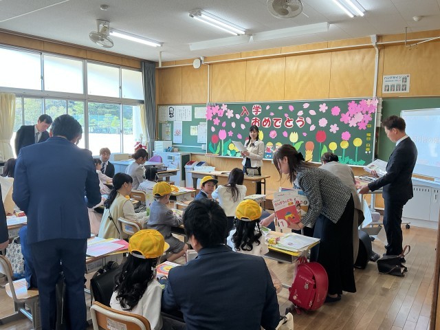 １年生　学級びらきの様子