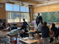 ４年生　学級びらきの様子